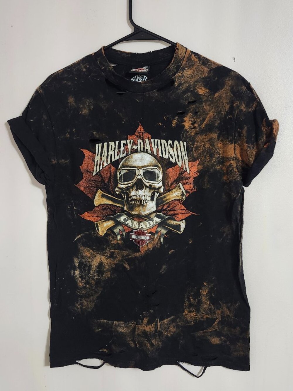 Bleached and distressed Harley Davidson shirt size M